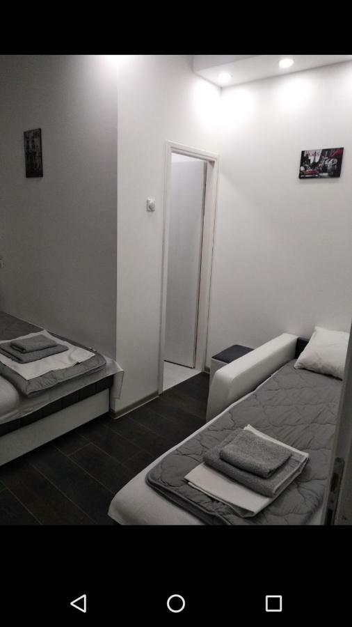Apartmani Pinokio Ниш Экстерьер фото