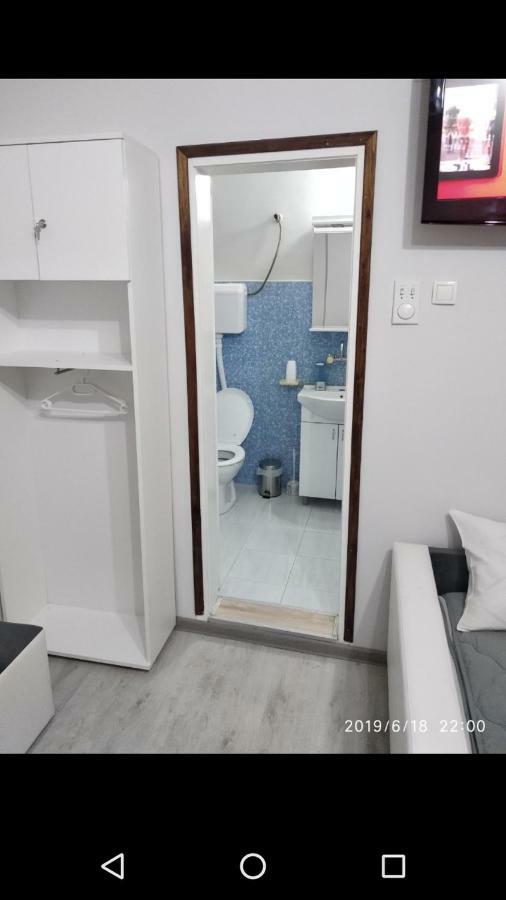 Apartmani Pinokio Ниш Экстерьер фото