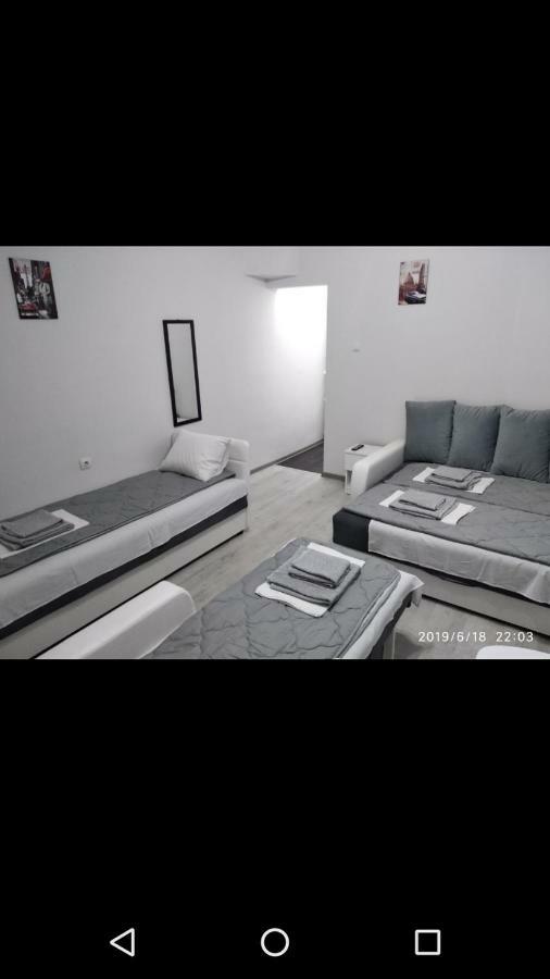Apartmani Pinokio Ниш Экстерьер фото